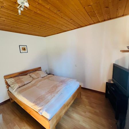 Ferienwohnung Derscheid Much Luaran gambar